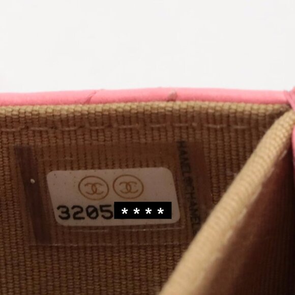Chanel Pink Quilted Lambskin Pearl Crush Clutch W/ Chain - Picture 6 of 6